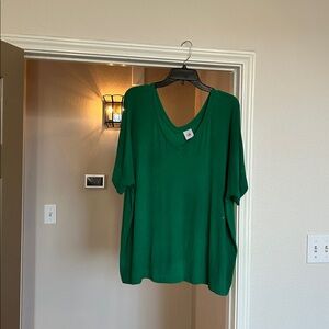 CAbi Double V Tee In Field Green Style Number 5927